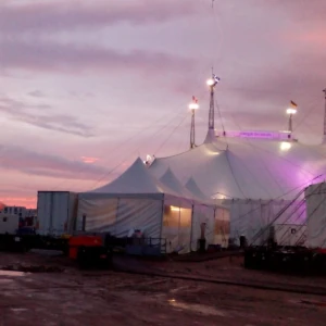 Mobiles Zelt für Catering auf einem internationalen Event