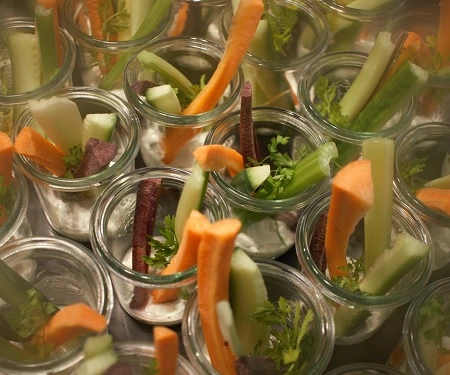 Panem et Salis: Vegetarisches Catering in Gläsern